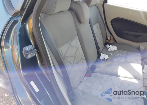 2011 Ford Fiesta Se z USA, uszkodzony, nr VIN 3FADP4EJXBM218832